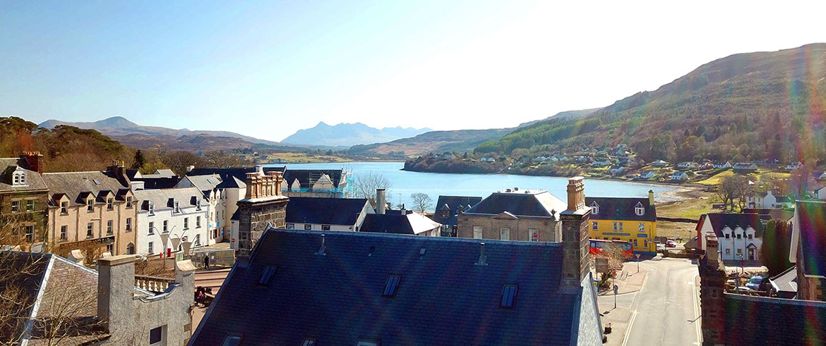 Somerled House Suites offer amazing sea views of Portree Bay from our Portree self catering accommodation