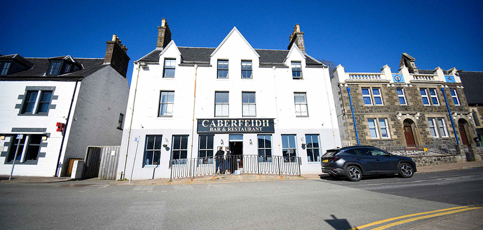 Our self catering apartment accommodation in Portree on the Isle of Skye offers private parking for guests