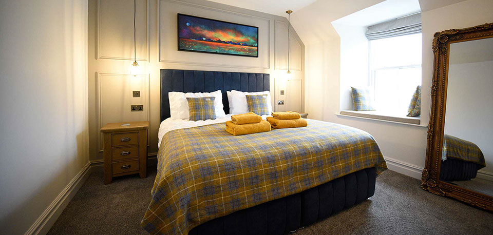 Our Portree self catering apartment accommodation contains King Size beds with all bedding and linen provided